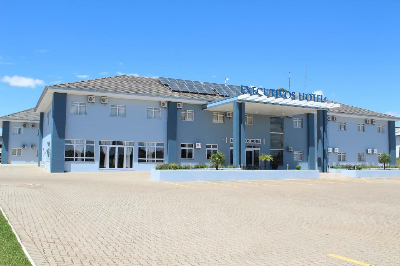 Executivos Hotel Cruz Alta Luaran gambar
